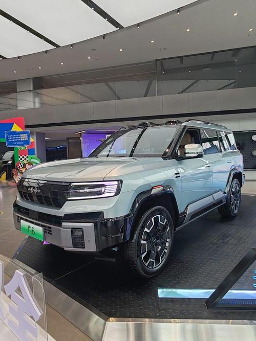 广州310比亚迪方程豹硬派越野的爆款，英菲尼迪35周年与你共成长